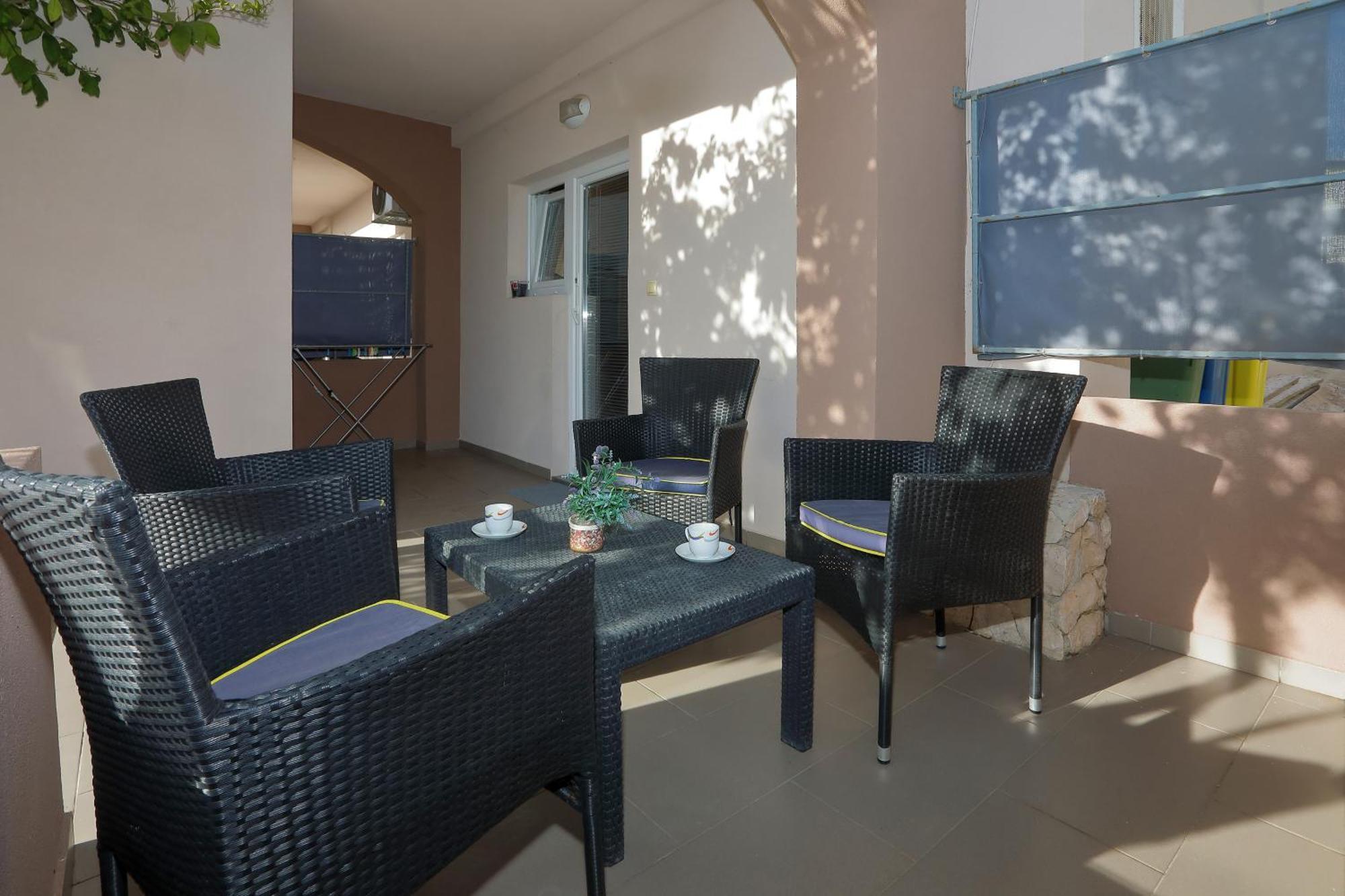 Apartment Doris Бибинє Екстер'єр фото