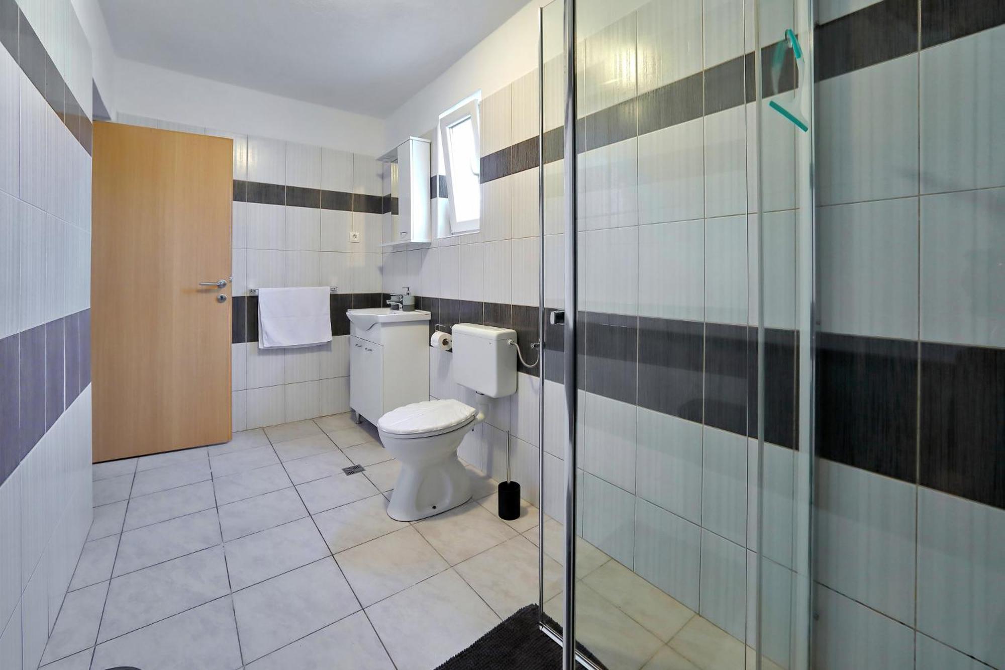 Apartment Doris Бибинє Екстер'єр фото