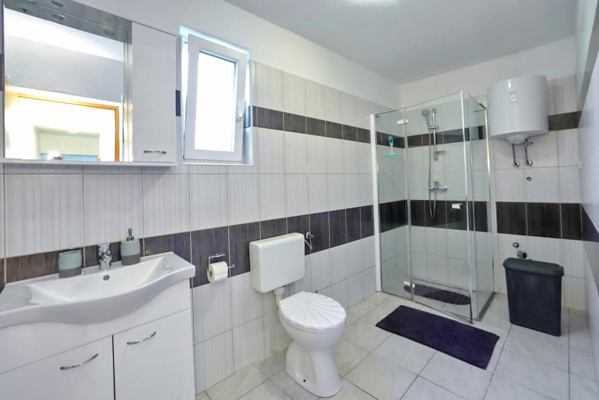 Apartment Doris Бибинє Екстер'єр фото