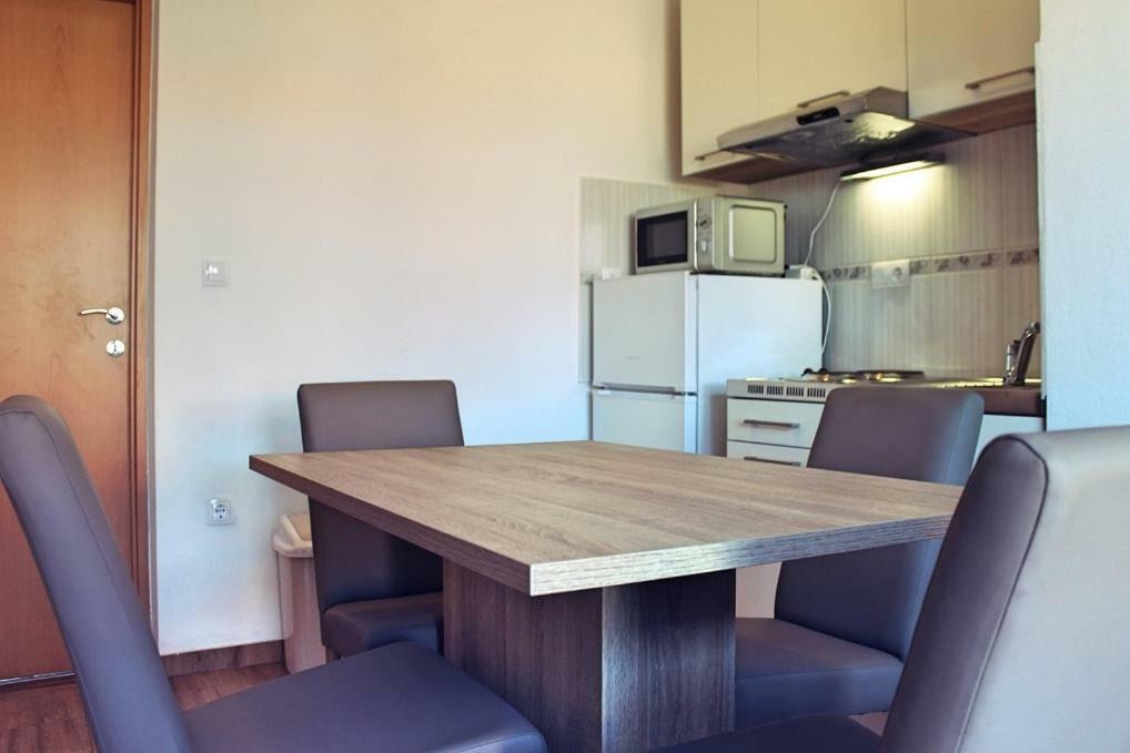 Apartment Doris Бибинє Екстер'єр фото